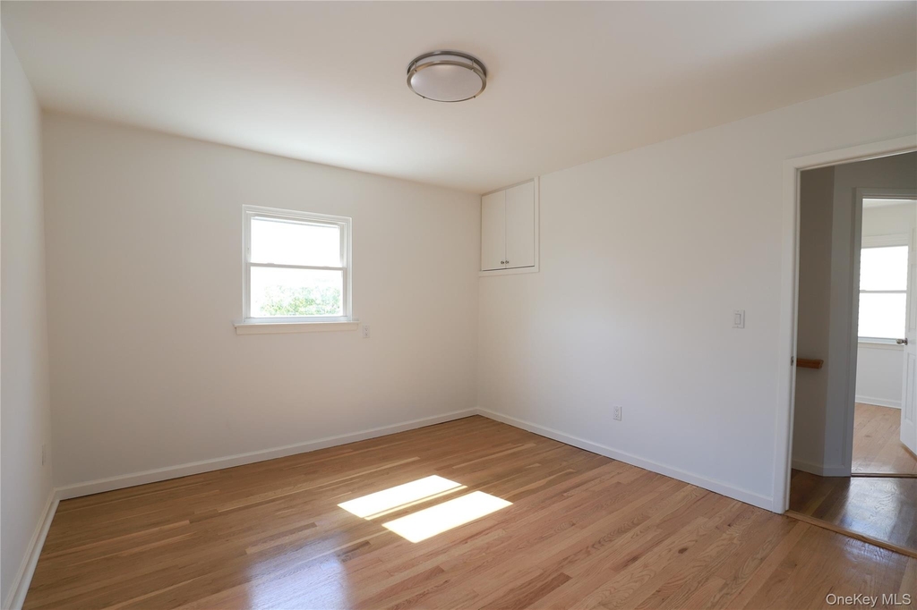 14-33 140th Street - Photo 7