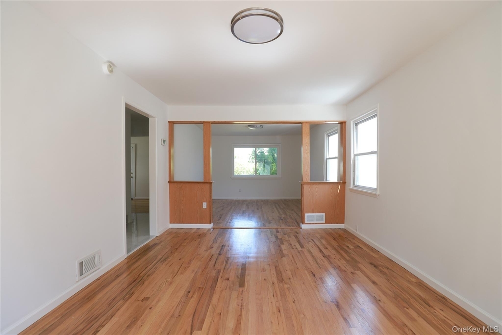 14-33 140th Street - Photo 2
