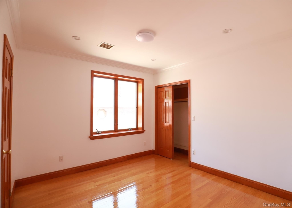 69-73 185th Street - Photo 9