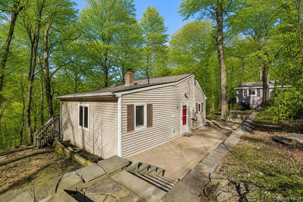 31 Paradise Hill - Photo 3