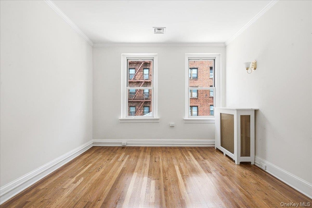 68-11 Clyde Street - Photo 31