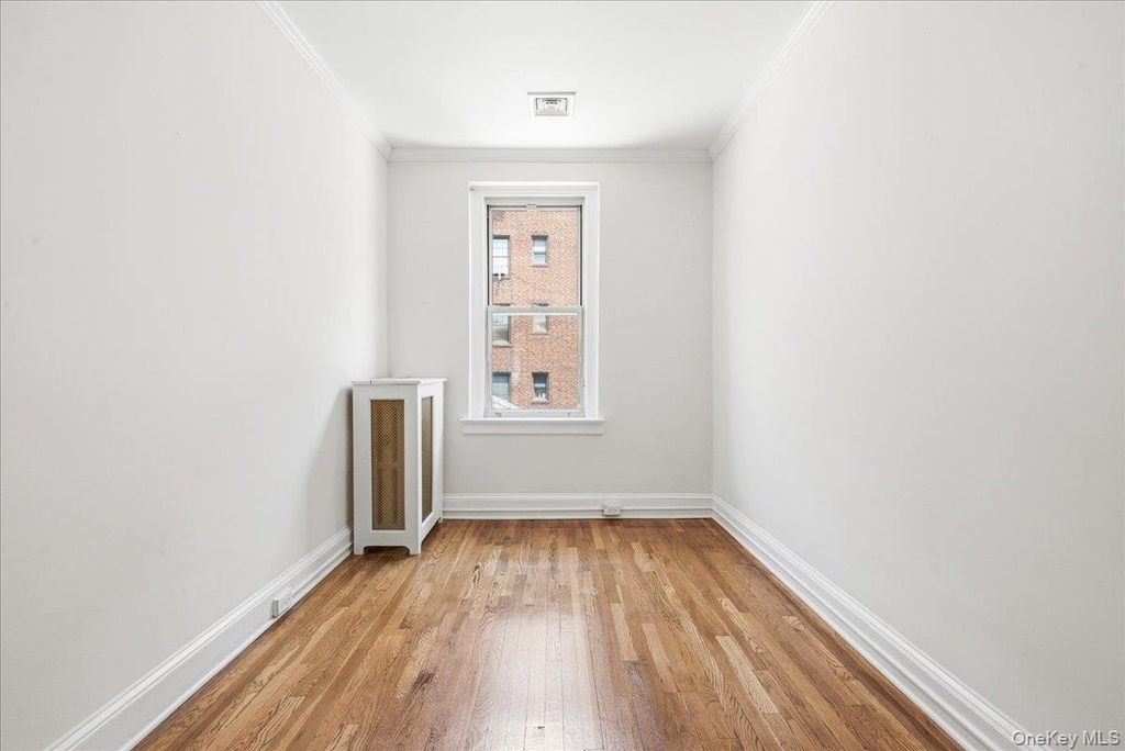 68-11 Clyde Street - Photo 26
