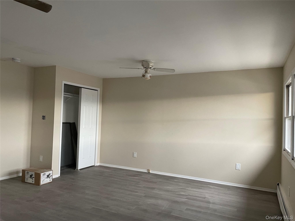 7 Locust Ave - Photo 7