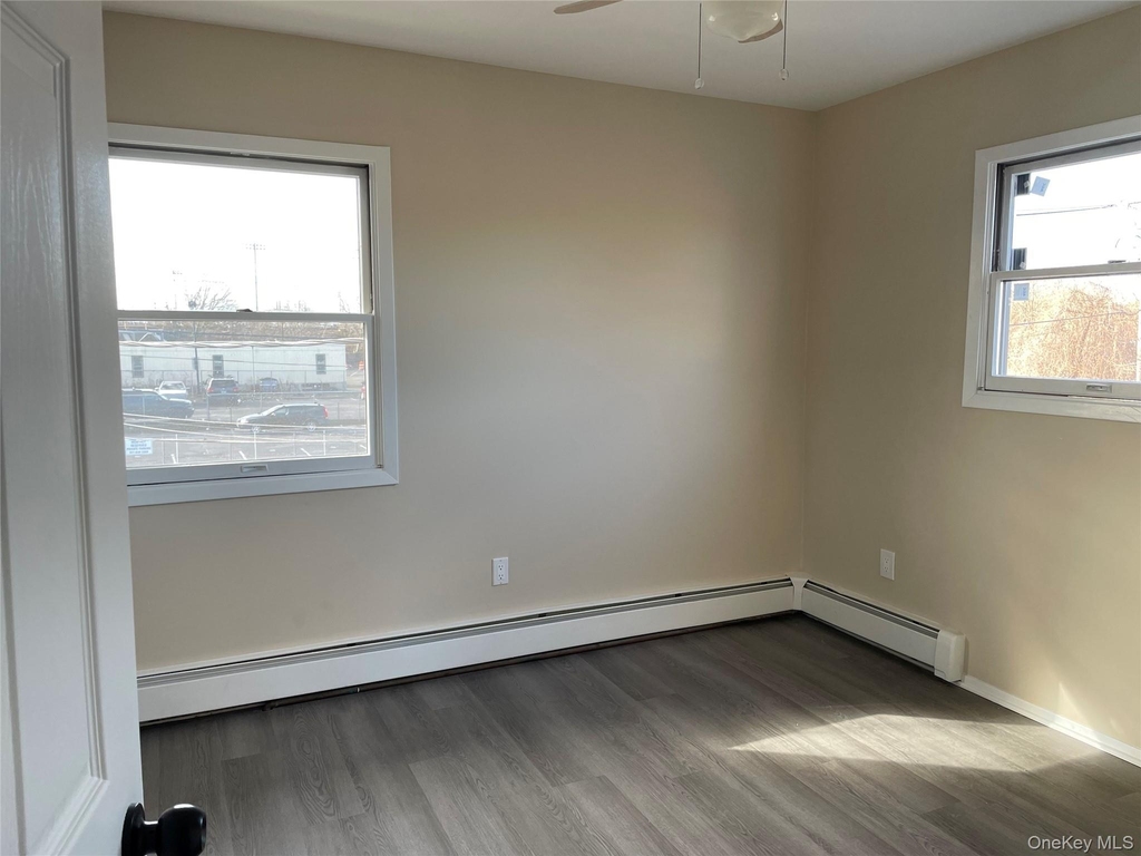 7 Locust Ave - Photo 11