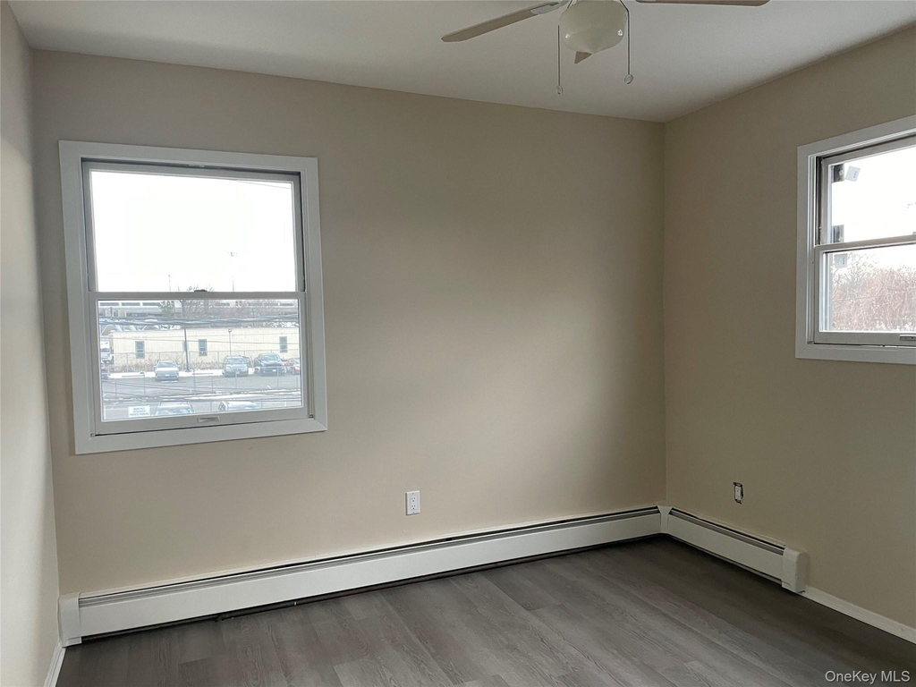 7 Locust Ave - Photo 8