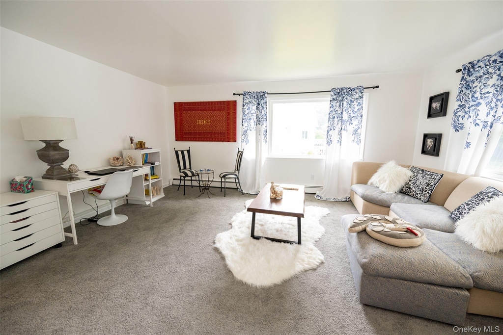 46 Robinson Avenue - Photo 9