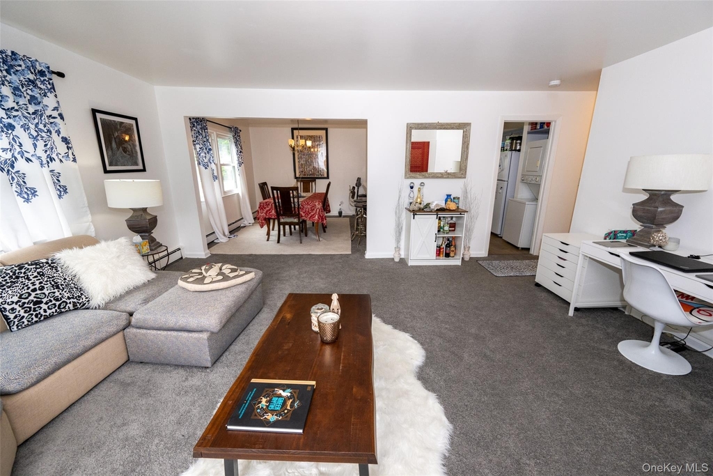 46 Robinson Avenue - Photo 11