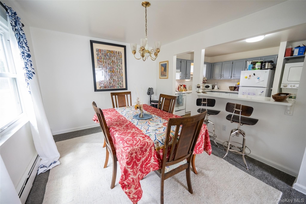 46 Robinson Avenue - Photo 7