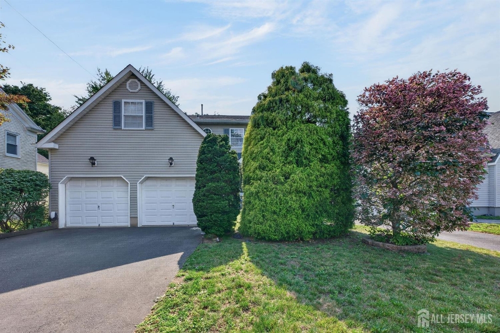 408 Prospect Avenue - Photo 0