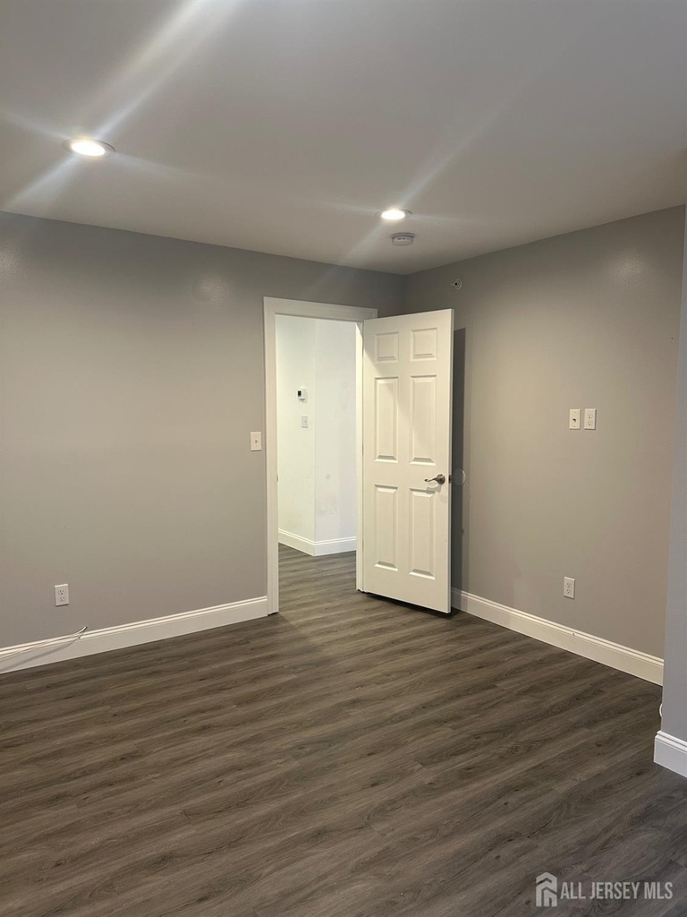 35 2nd Street - Photo 15
