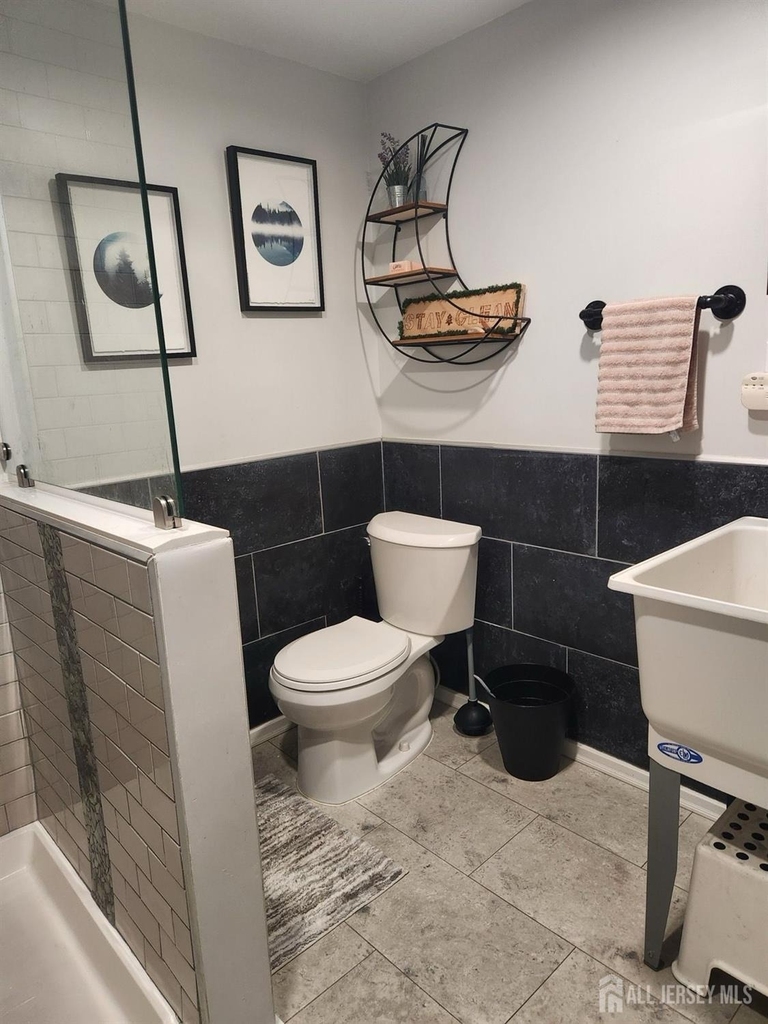 1716 Central Avenue - Photo 4