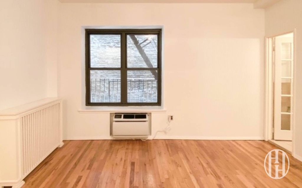 160 E 91st Street - Photo 5