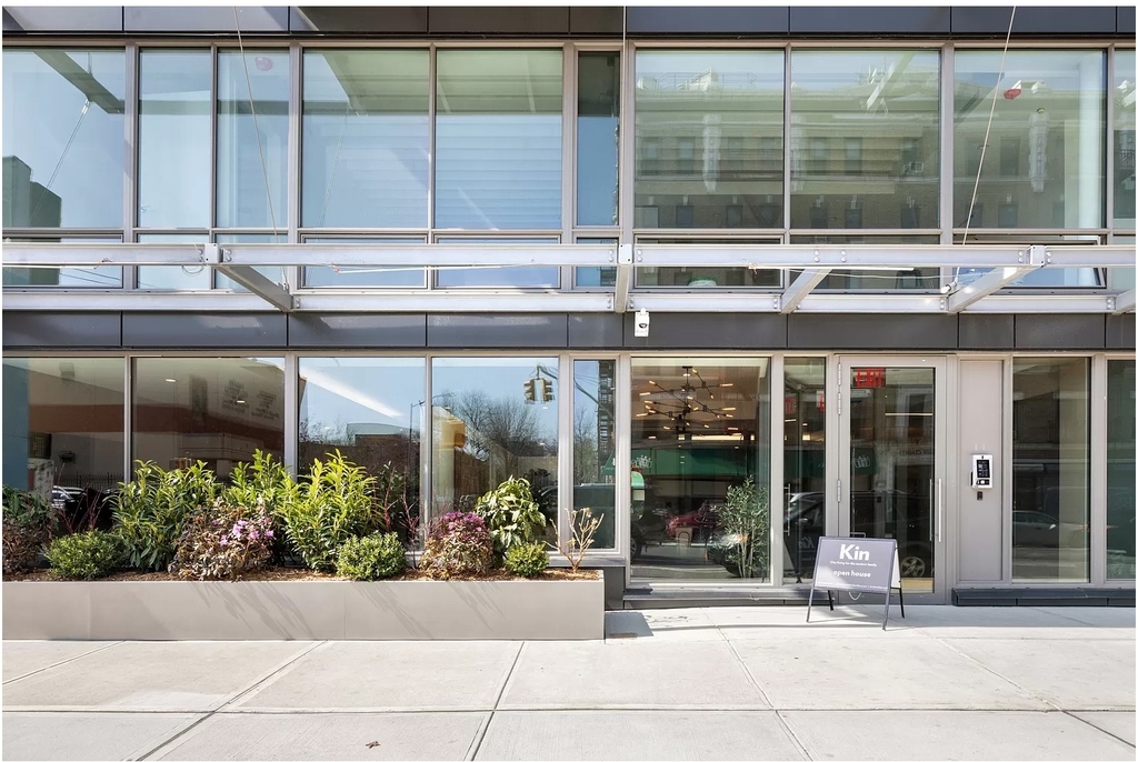 305 Union Avenue - Photo 15
