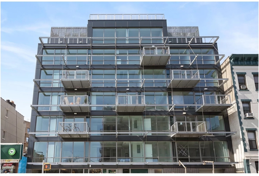 305 Union Avenue - Photo 16