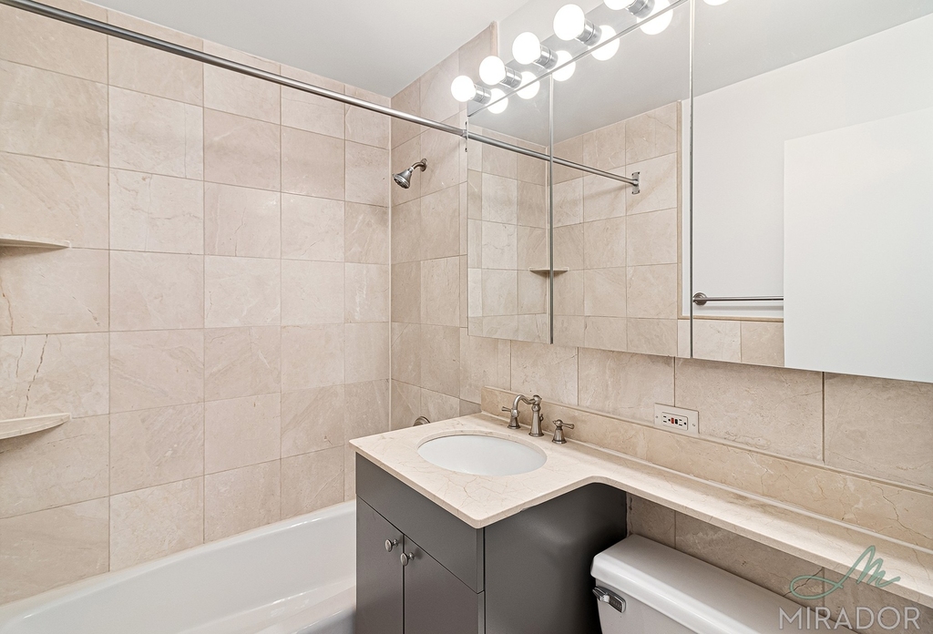 270 Park Avenue S - Photo 9