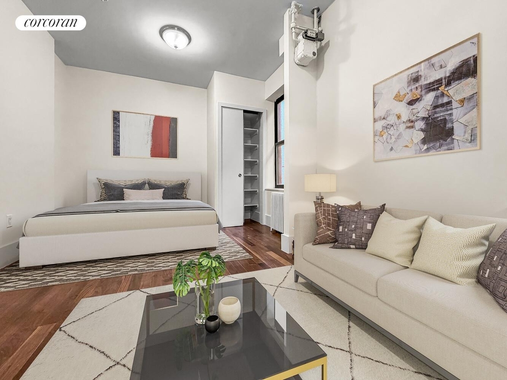 455 Hudson Street - Photo 2
