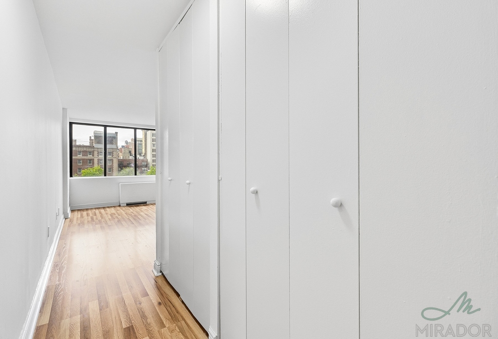 153 E 32nd Street - Photo 7