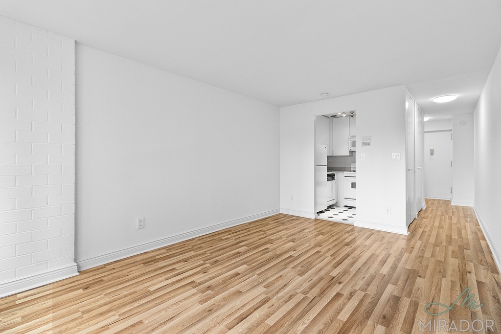153 E 32nd Street - Photo 2