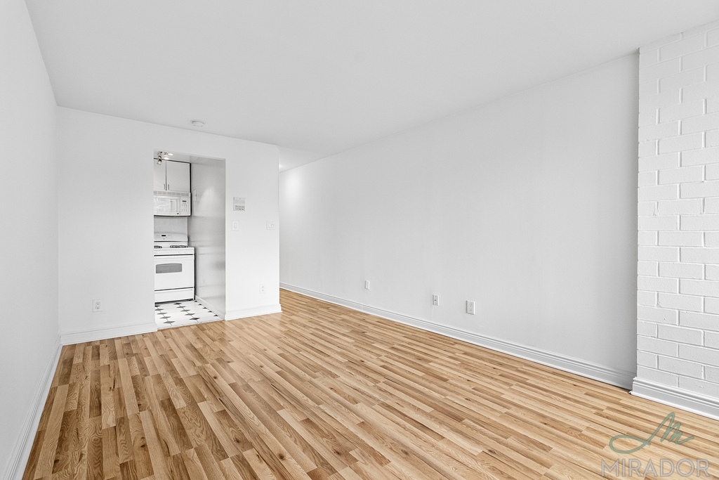 153 E 32nd Street - Photo 3