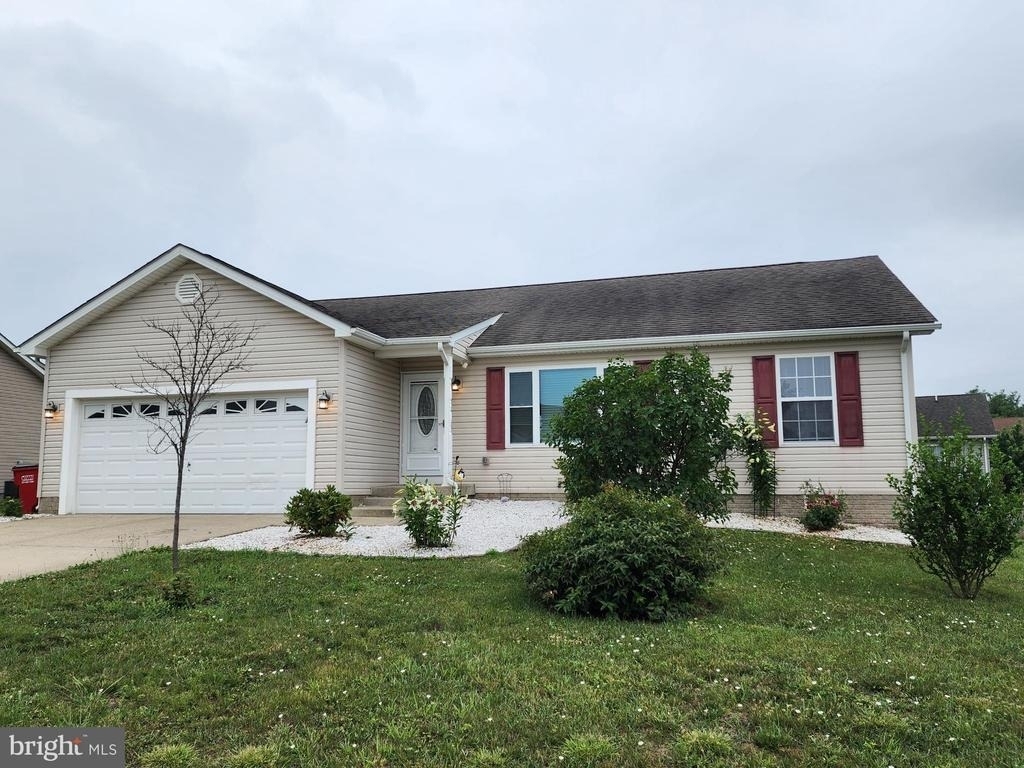 227 Tather Drive - Photo 1