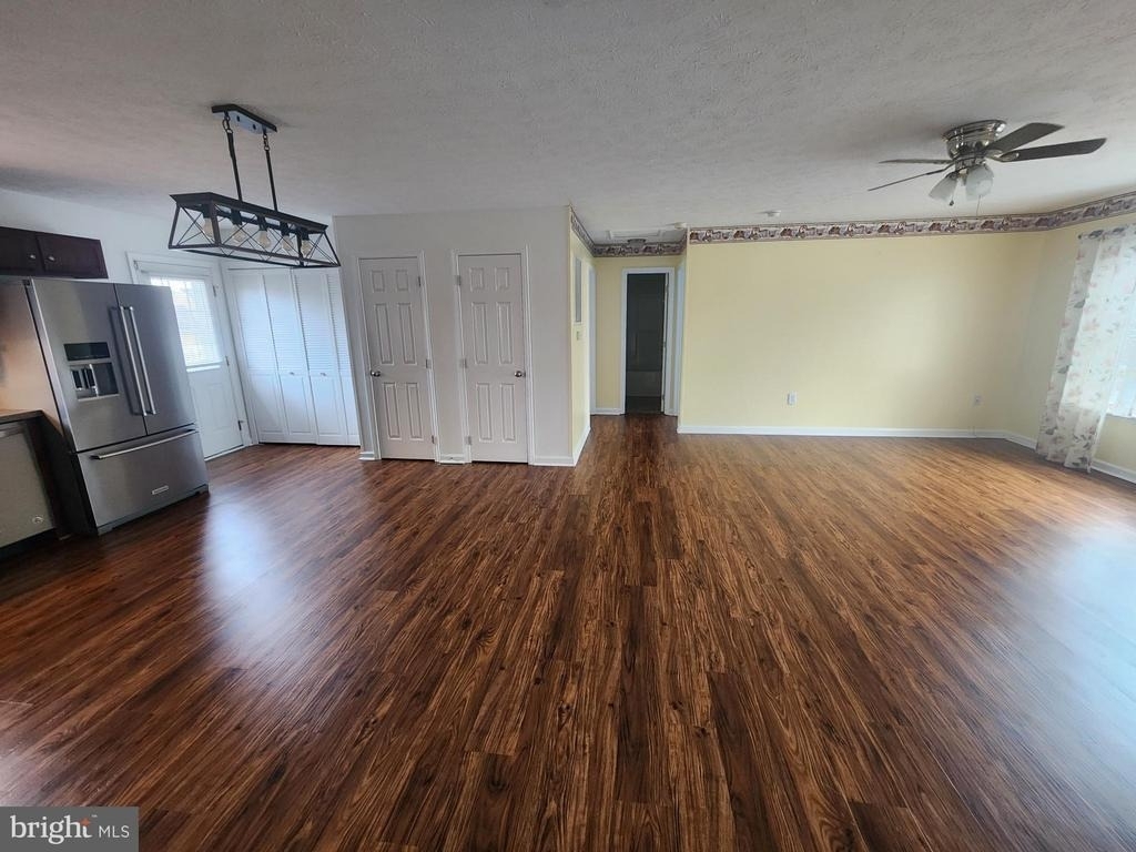 227 Tather Drive - Photo 3