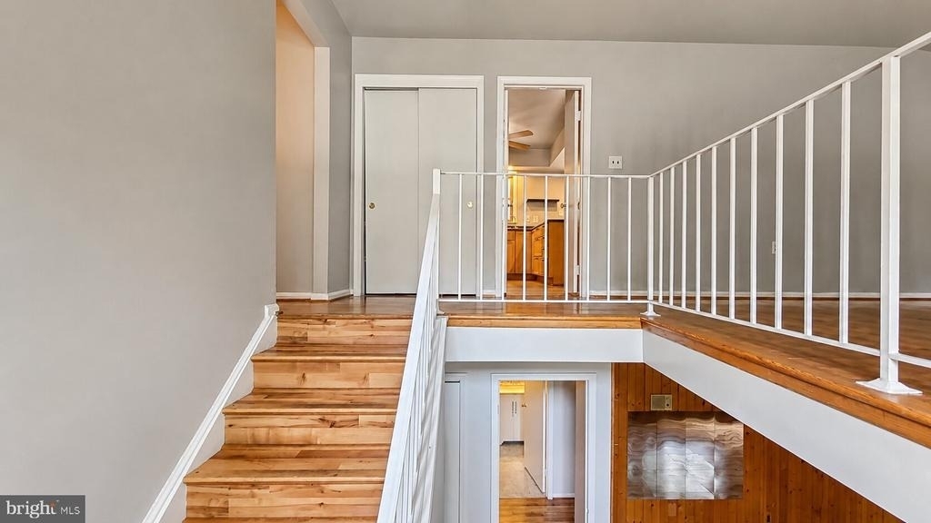 1000 Richmond Drive - Photo 3