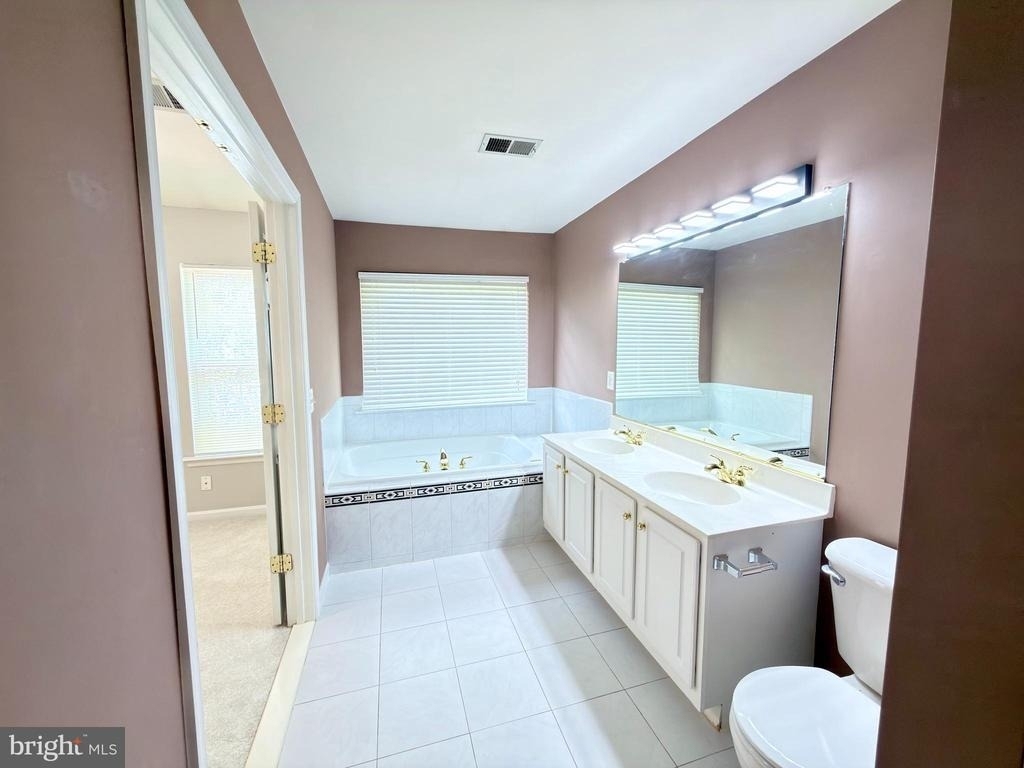 14216 Legend Glen Court - Photo 10