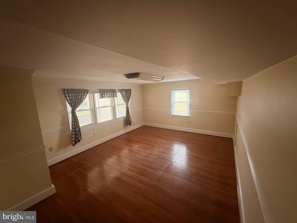 10733 Parkgate Drive - Photo 3