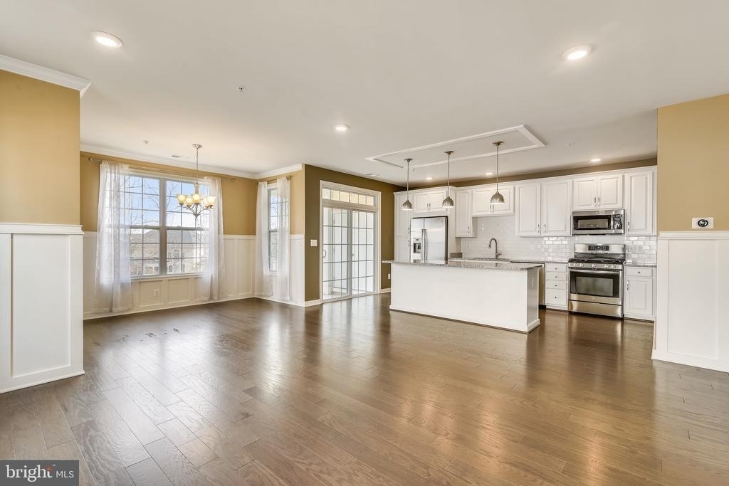 23266 Southdown Manor Terrace - Photo 7