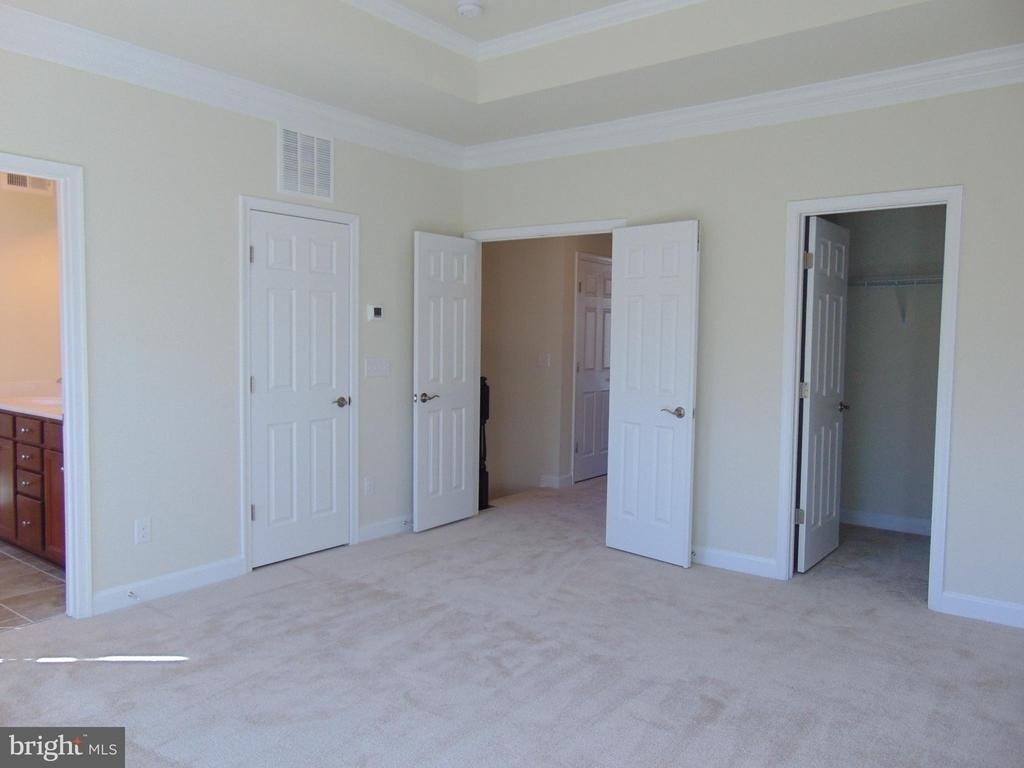 42641 Oak Park Sq - Photo 14