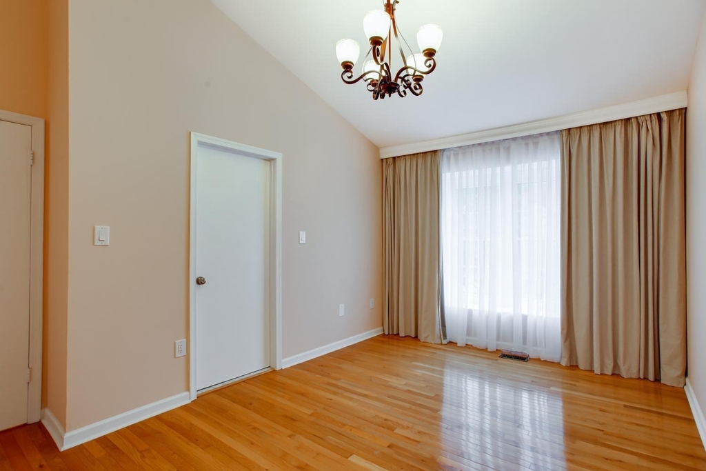 21707 Leatherleaf Circle - Photo 9