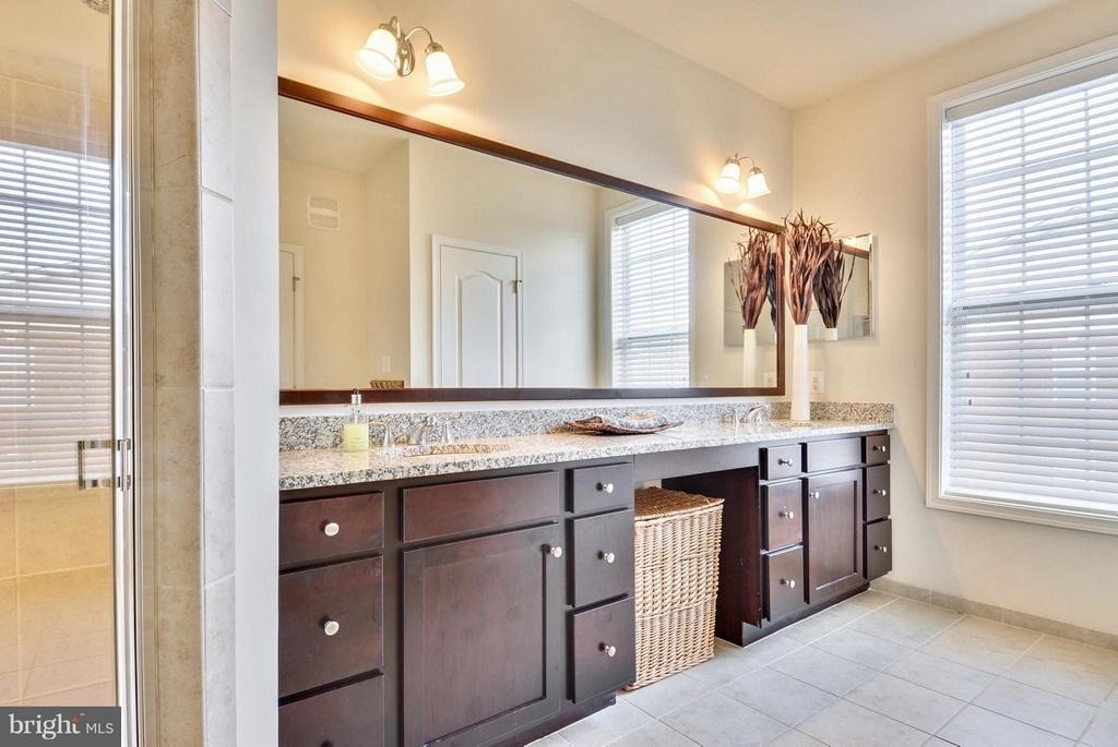 23487 Logans Ridge Terrace - Photo 13
