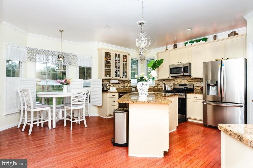 18278 Maple Spring Court - Photo 9