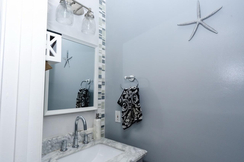 18278 Maple Spring Court - Photo 14