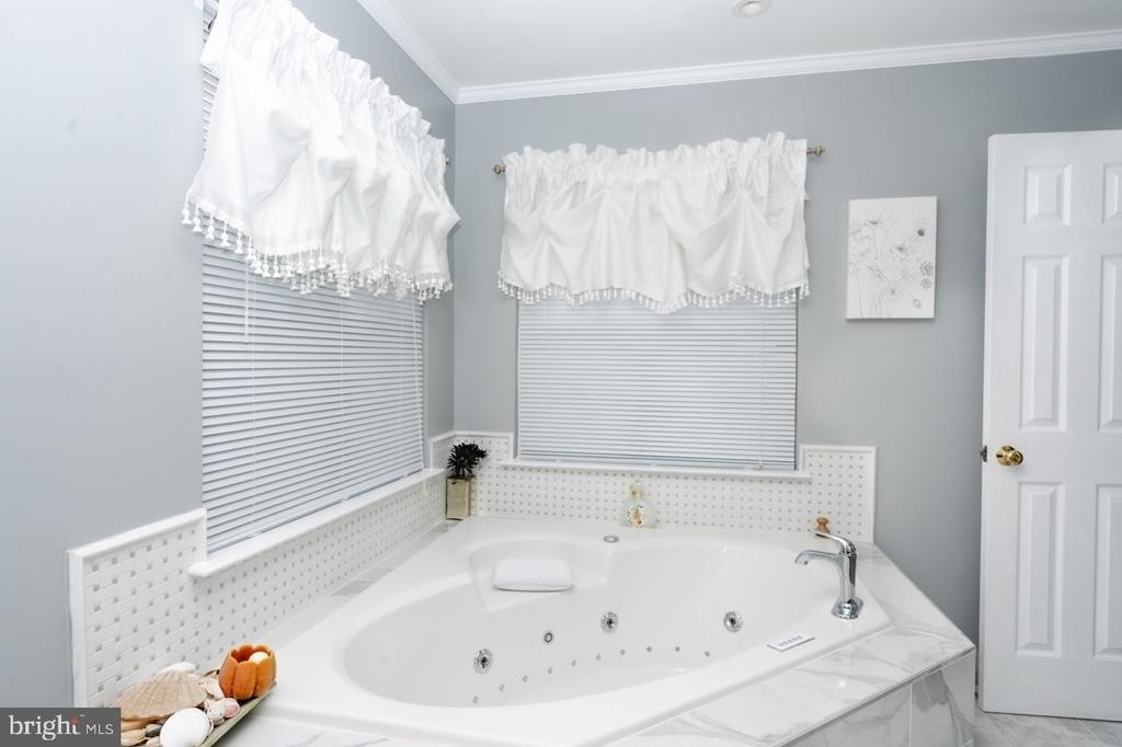 18278 Maple Spring Court - Photo 19