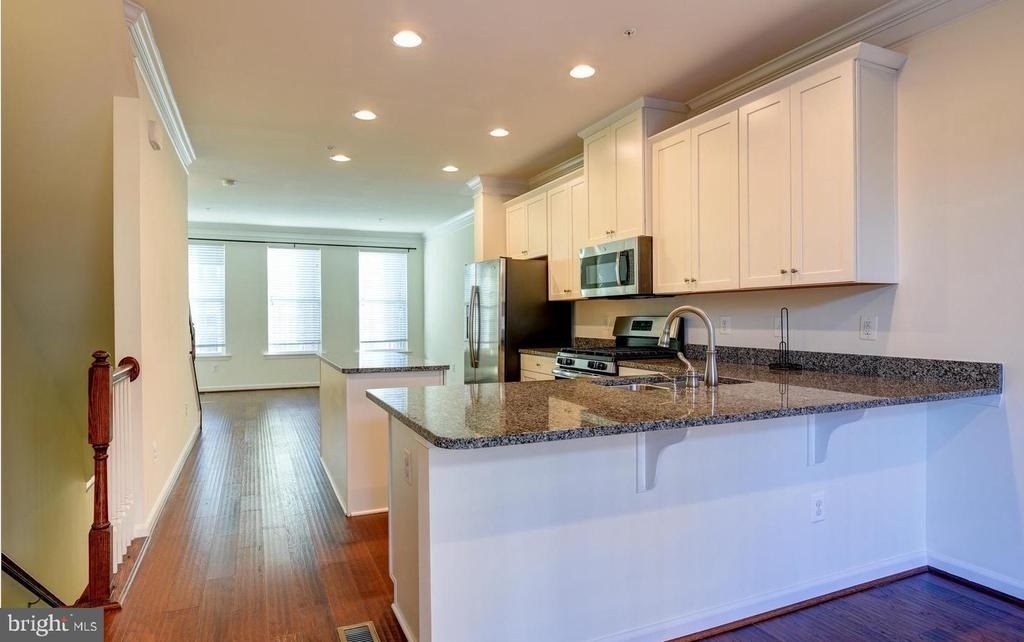280 High Rail Terrace Se - Photo 3