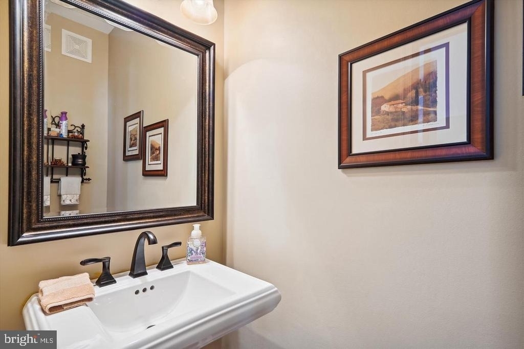 43074 Old Gallivan Terrace - Photo 14