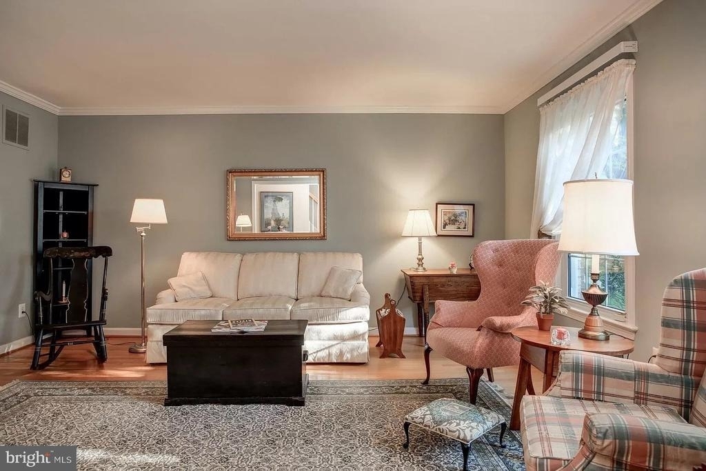 3124 Barnard Court - Photo 1