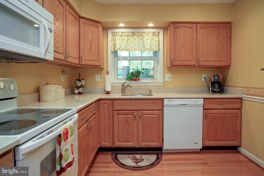 3124 Barnard Court - Photo 5