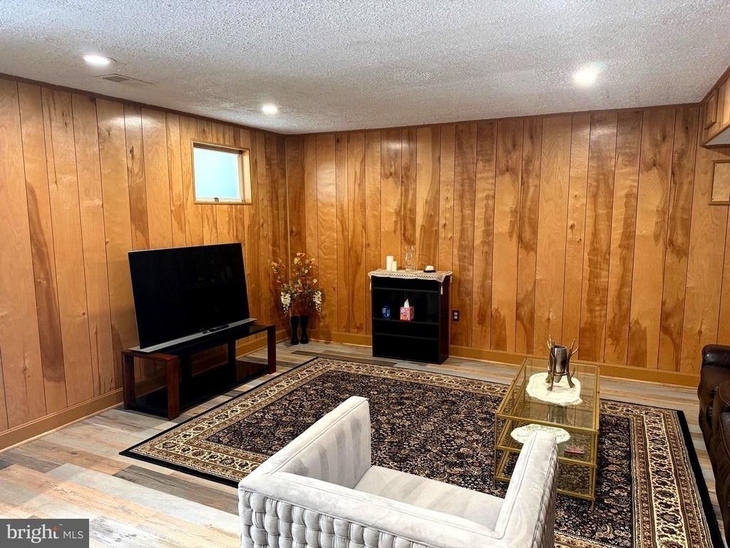 7428 Mason Lane - Photo 1