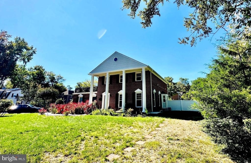 7428 Mason Lane - Photo 0