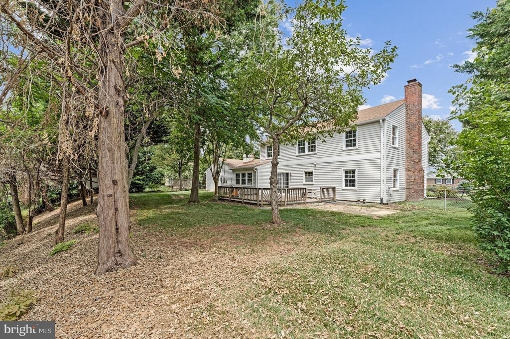 12805 Melvue Court - Photo 23