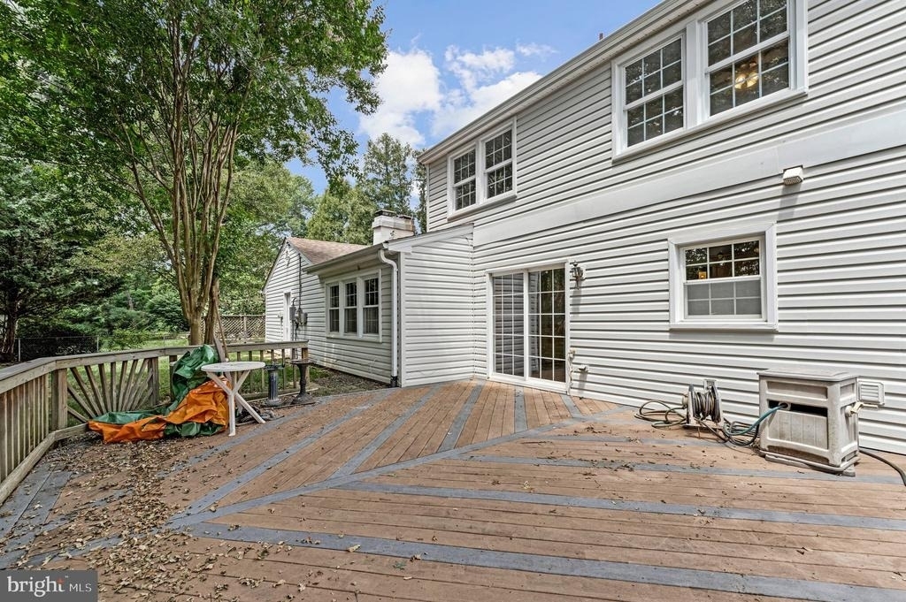 12805 Melvue Court - Photo 22