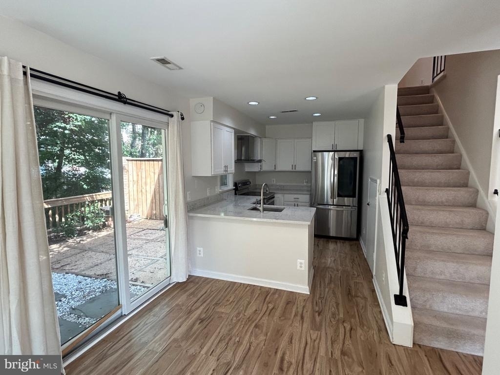 6001 Rabbit Court - Photo 5