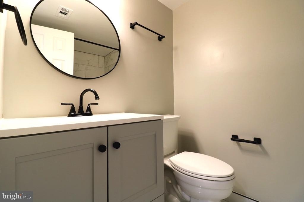 2249 Castle Rock Square - Photo 17