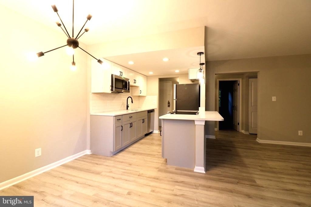 2249 Castle Rock Square - Photo 9