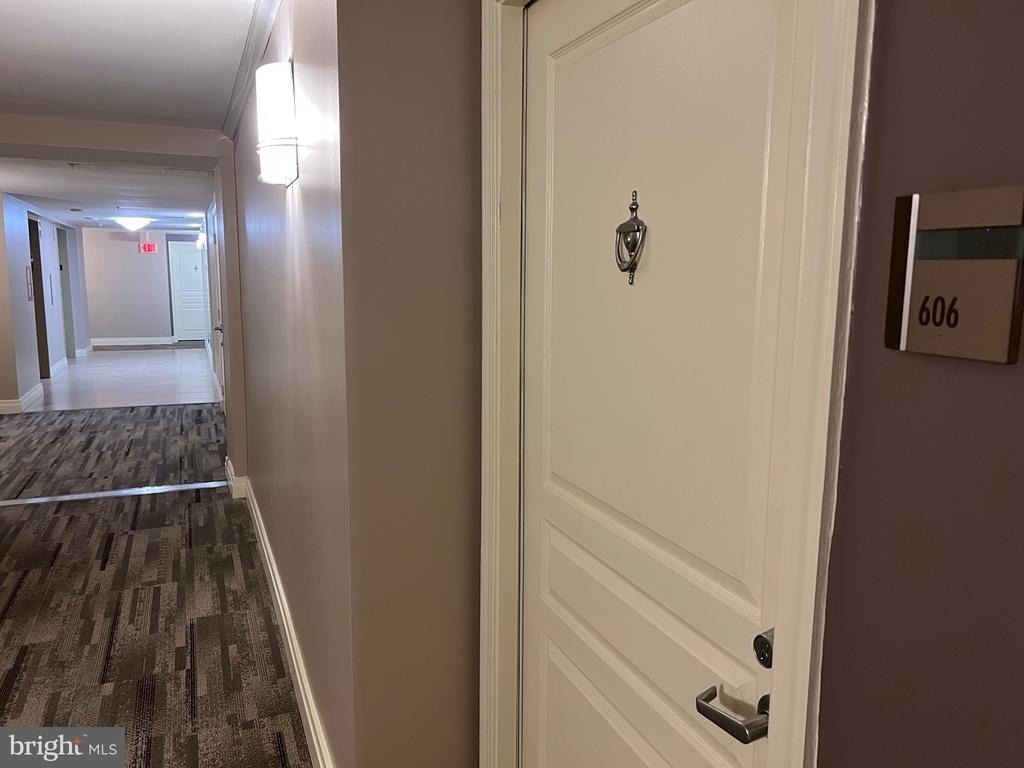 2451 Midtown Avenue - Photo 6