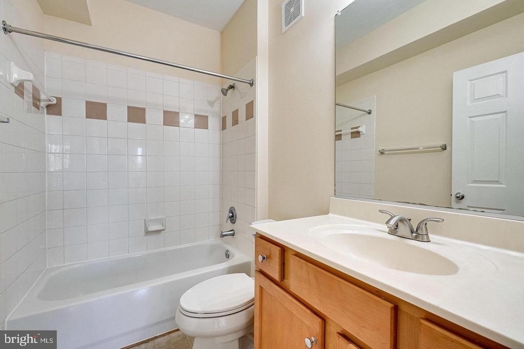 5115 Travis Edward Way - Photo 9