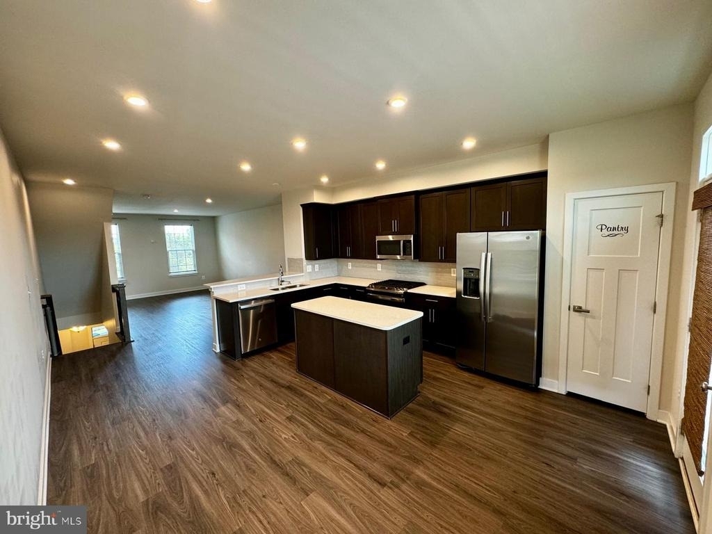 2626 Jetstream Road - Photo 3