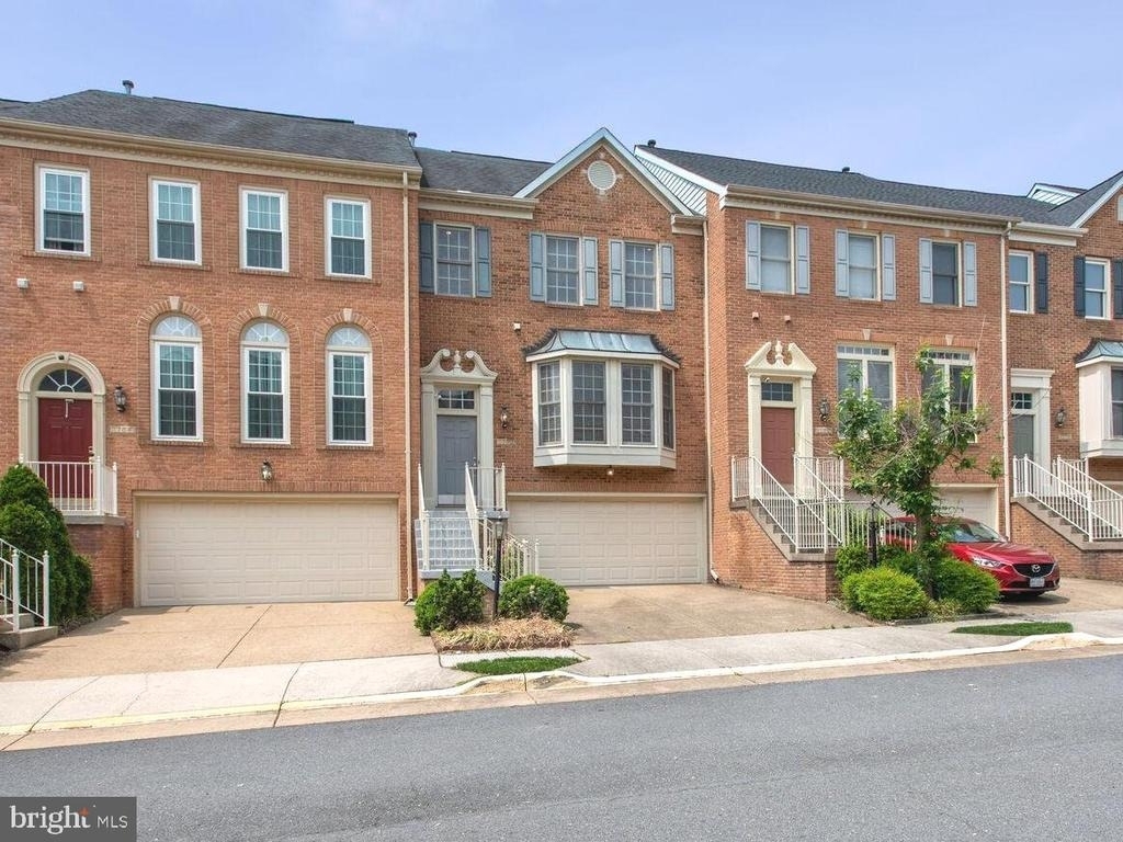 1782 Dawson Street - Photo 0